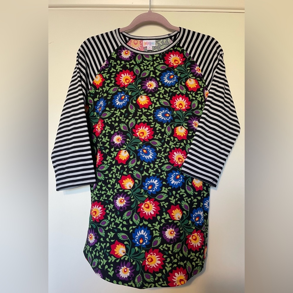 LuLaRoe Flower Randy - Picture 1 of 6